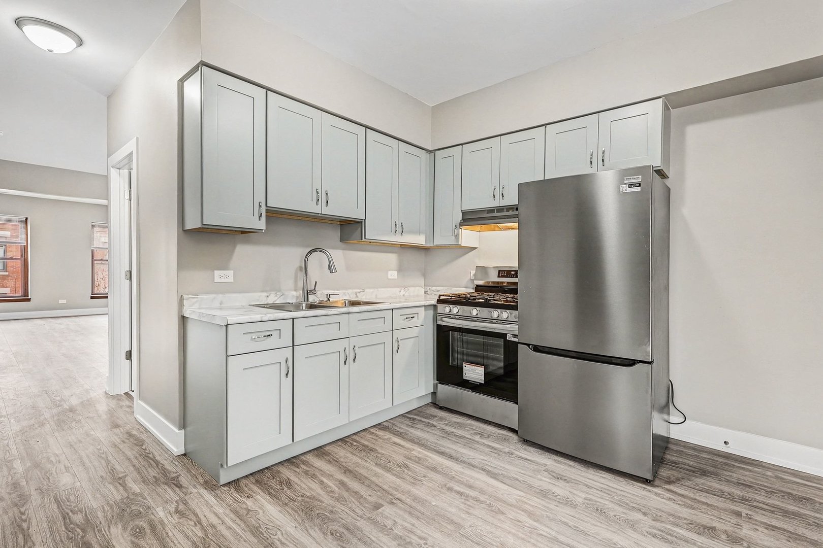 1503 W Taylor St #3 Chicago, IL 60607