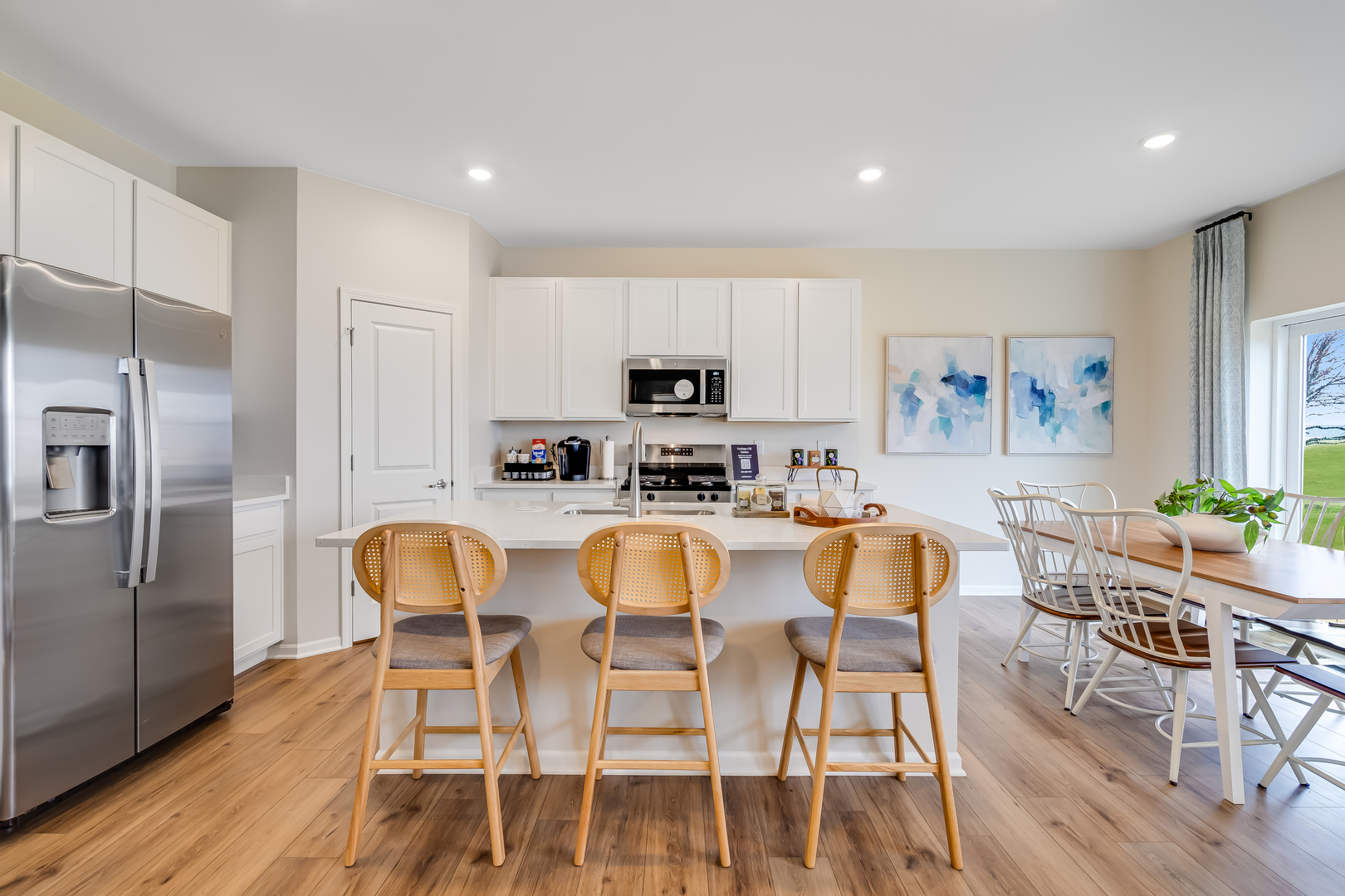 7611 Sassafras Ln Joliet, IL 60431