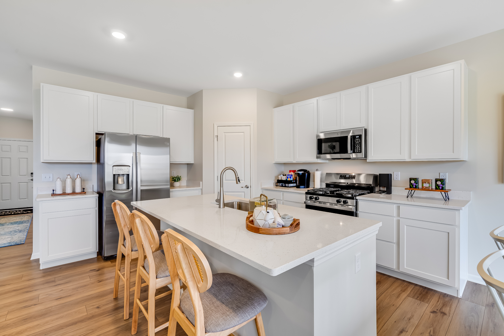 7611 Sassafras Ln Joliet, IL 60431