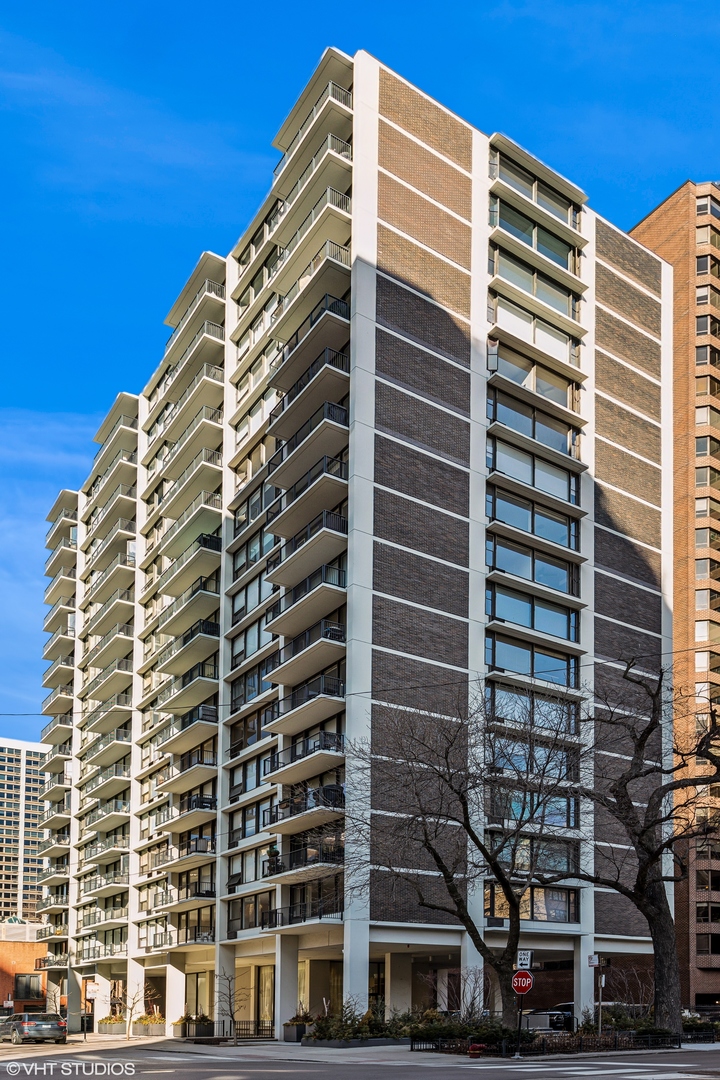 1400 N STATE Pkwy #17F