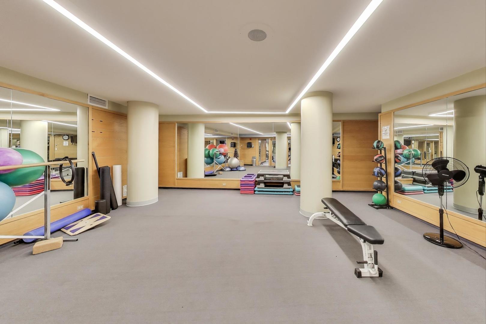 155 N Hbr Dr #5107 Chicago, IL 60601