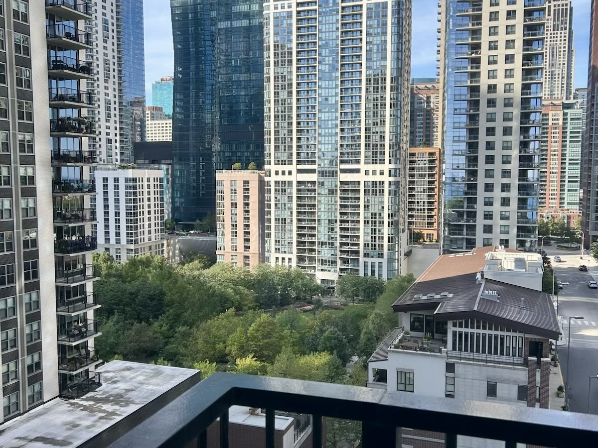 400 E Randolph St #1510 Chicago, IL 60601