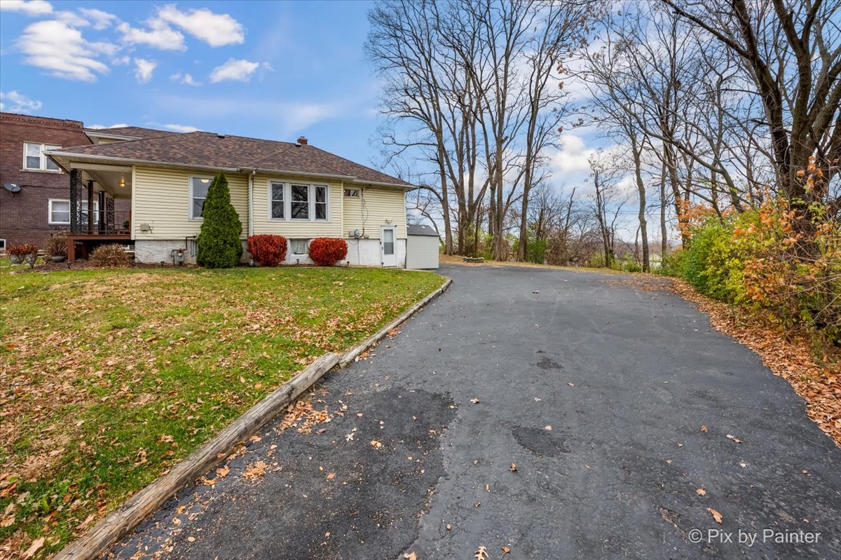 410 N Ctr St Joliet, IL 60435