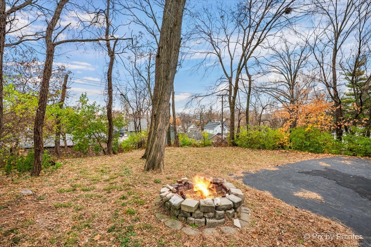 410 N Ctr St Joliet, IL 60435