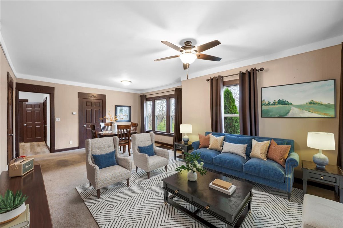 410 N Ctr St Joliet, IL 60435