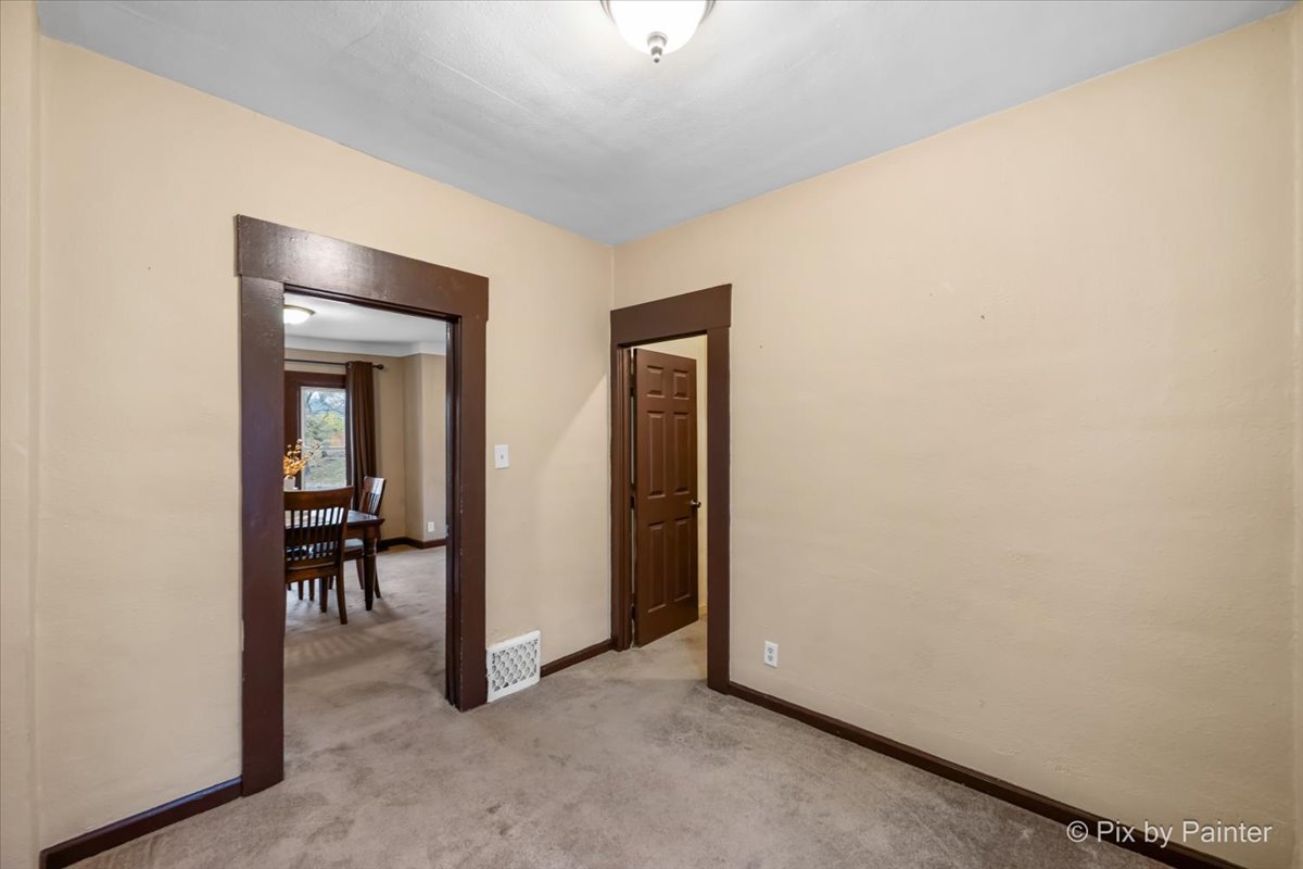 410 N Ctr St Joliet, IL 60435