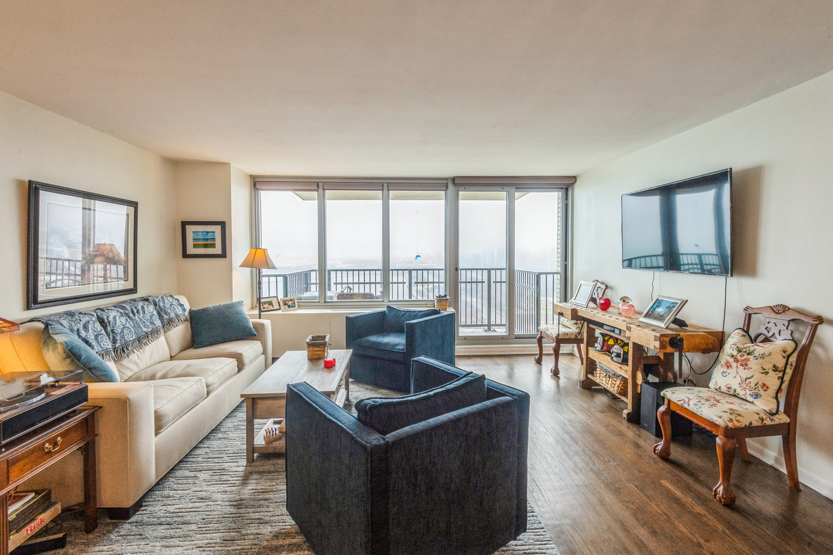 400 E RANDOLPH St #3209 Chicago, IL 60601