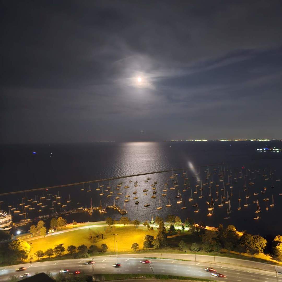 400 E RANDOLPH St #3209 Chicago, IL 60601