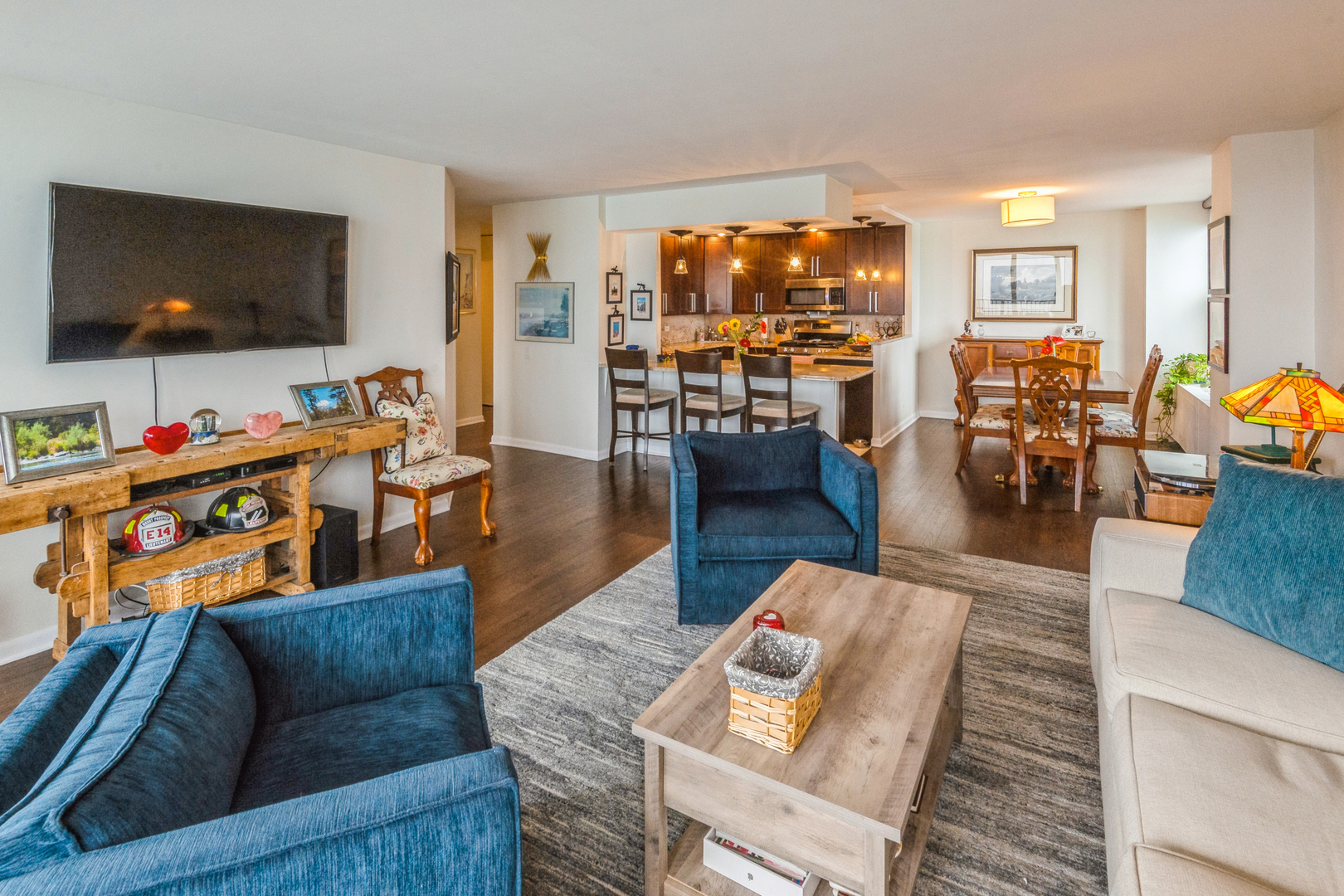 400 E RANDOLPH St #3209 Chicago, IL 60601