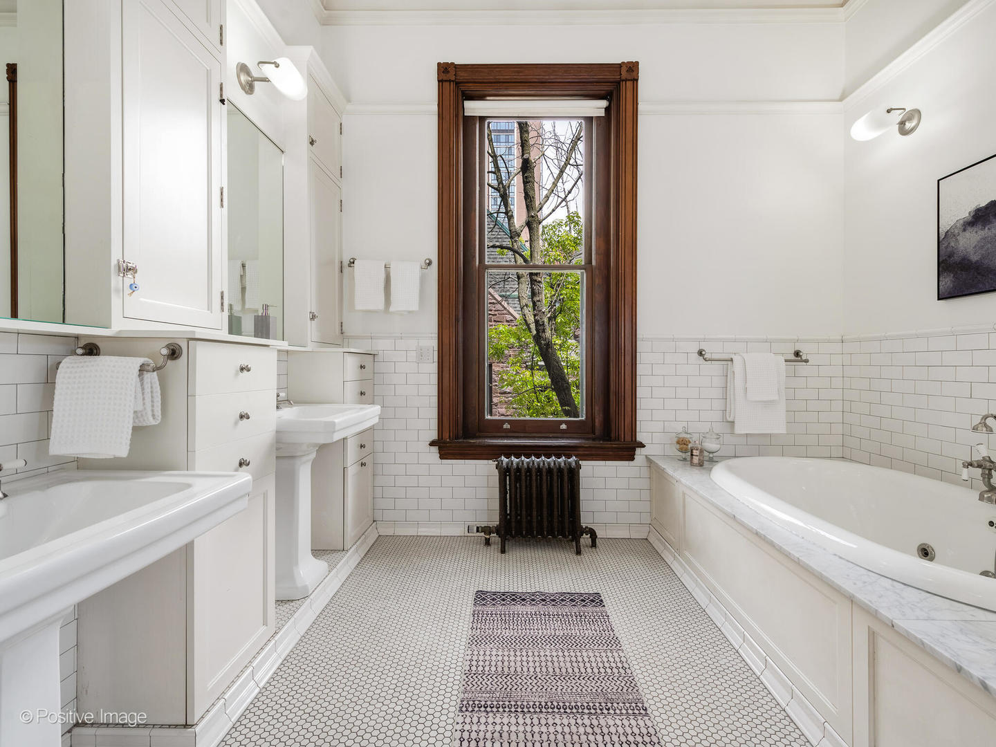 1454 N Dearborn St Chicago, IL 60610