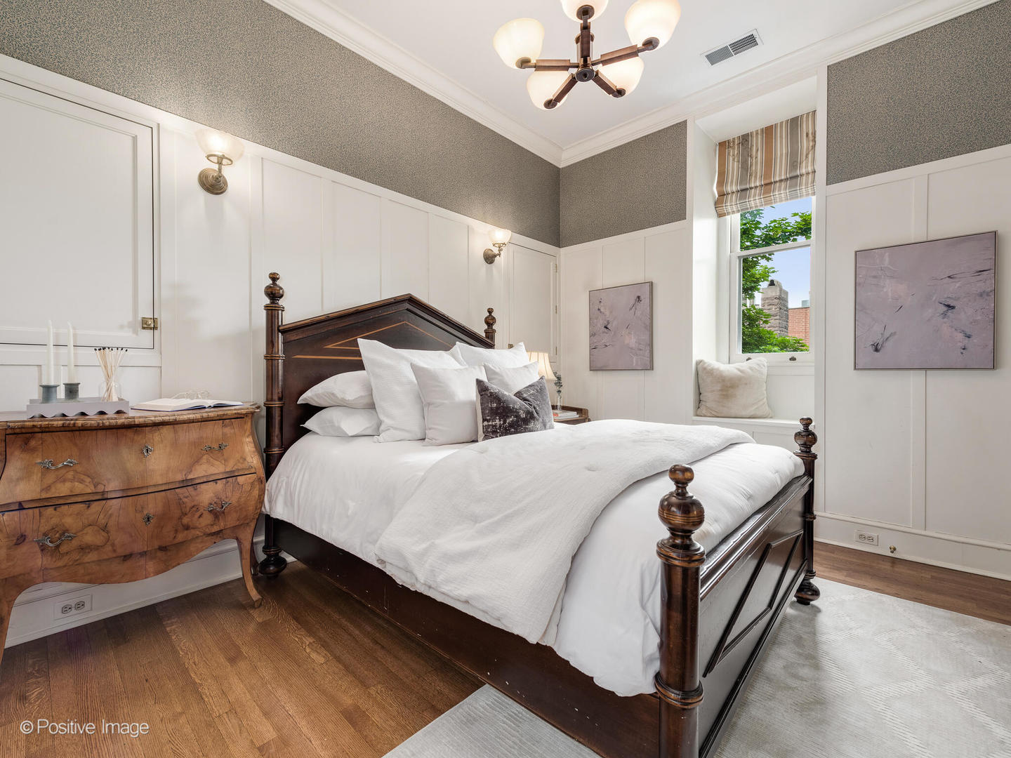 1454 N Dearborn St Chicago, IL 60610