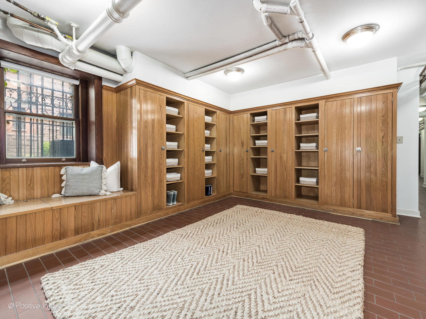 1454 N Dearborn St Chicago, IL 60610