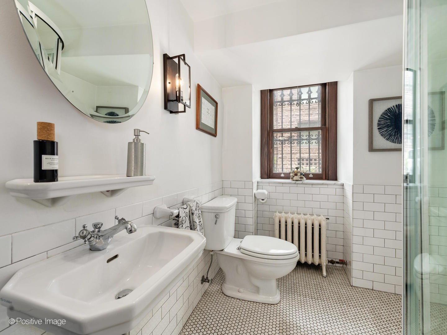 1454 N Dearborn St Chicago, IL 60610