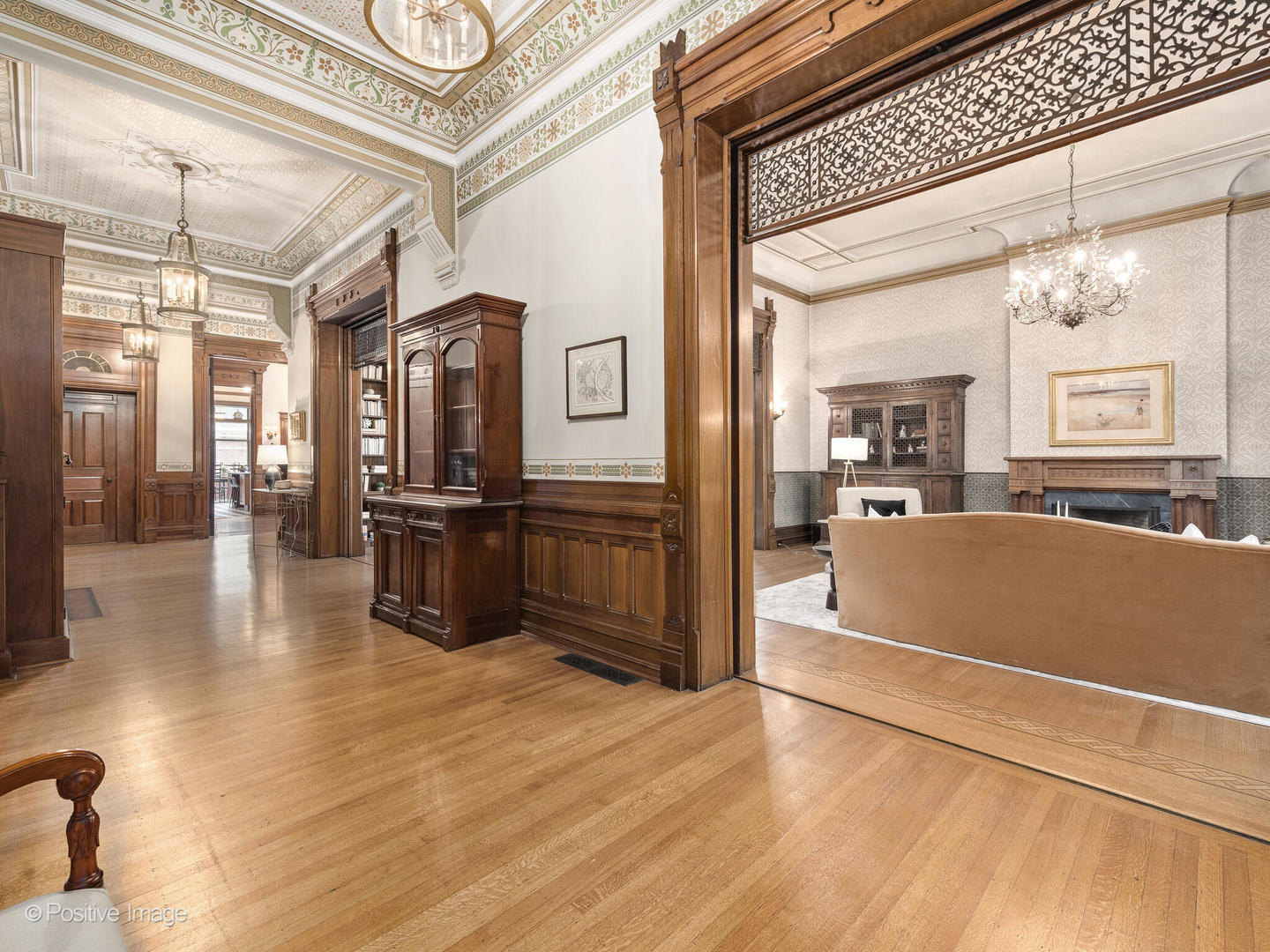 1454 N Dearborn St Chicago, IL 60610