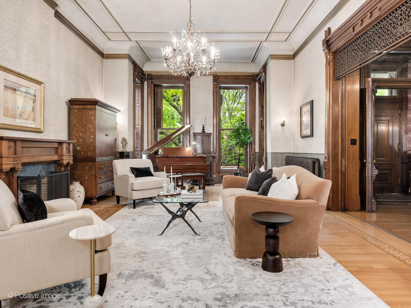 1454 N Dearborn St Chicago, IL 60610