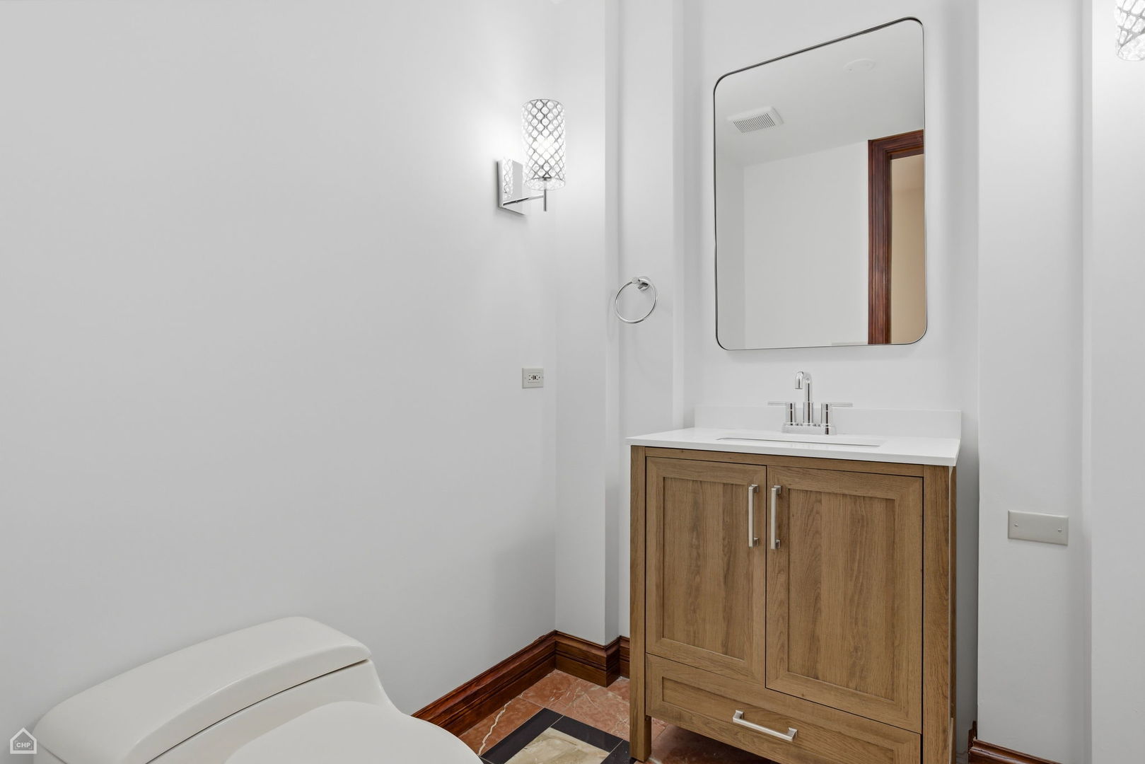 260 Beech St Highland Park, IL 60035