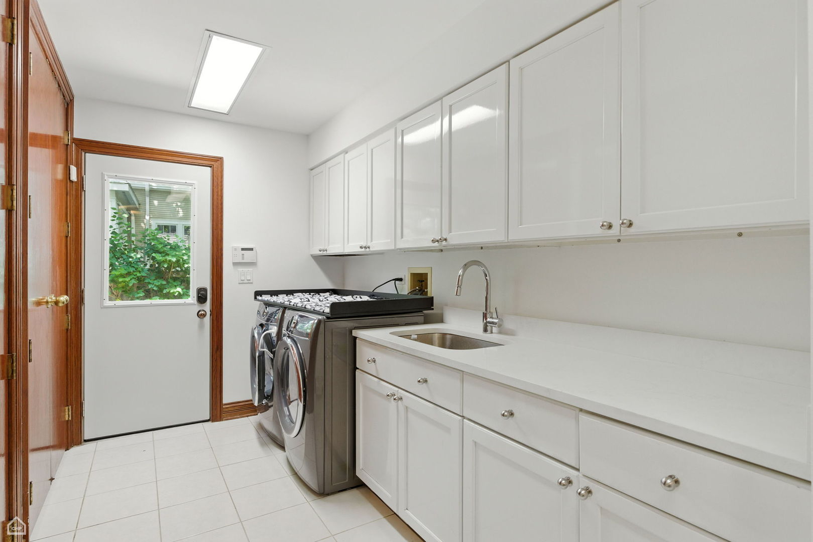 260 Beech St Highland Park, IL 60035