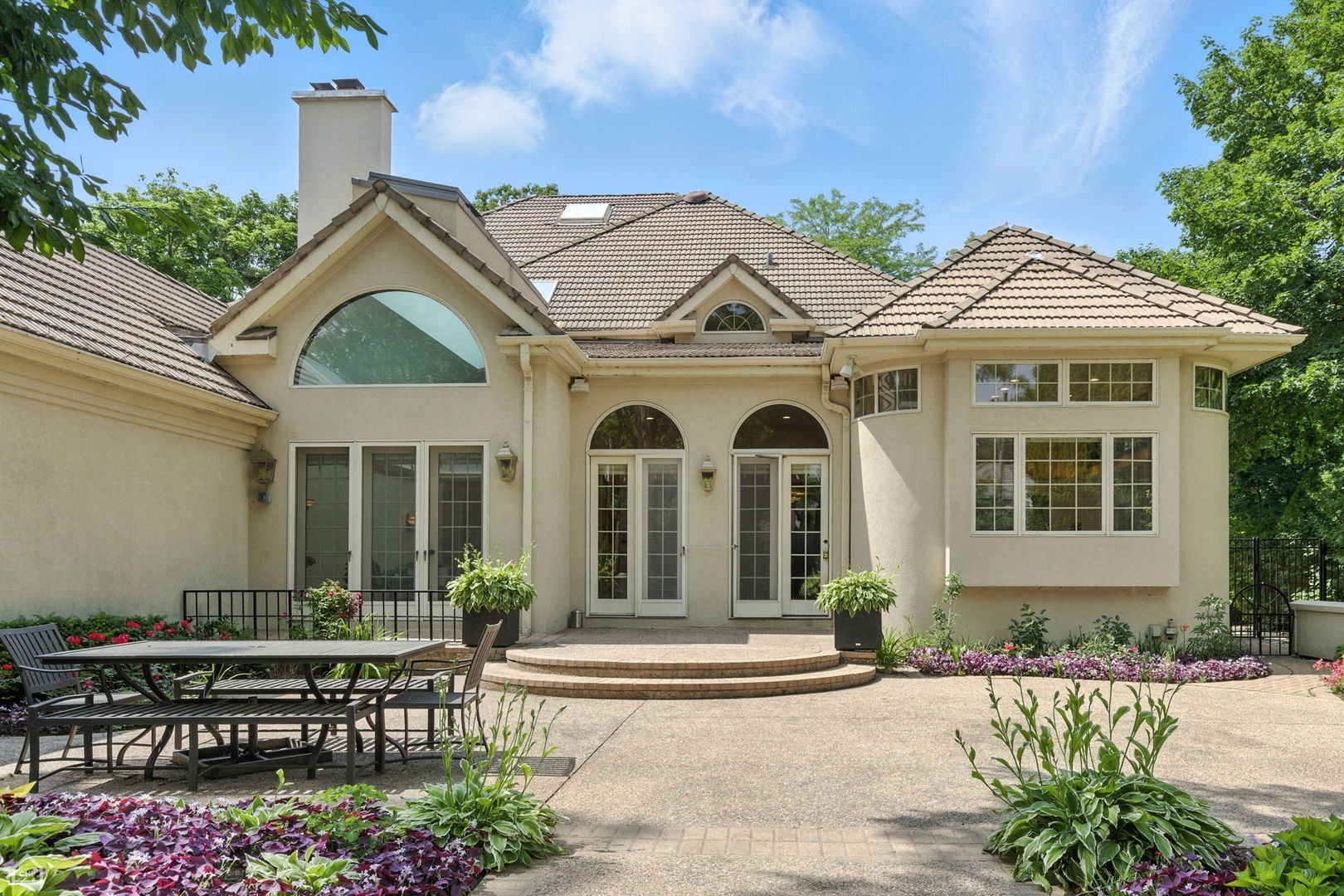 260 Beech St Highland Park, IL 60035