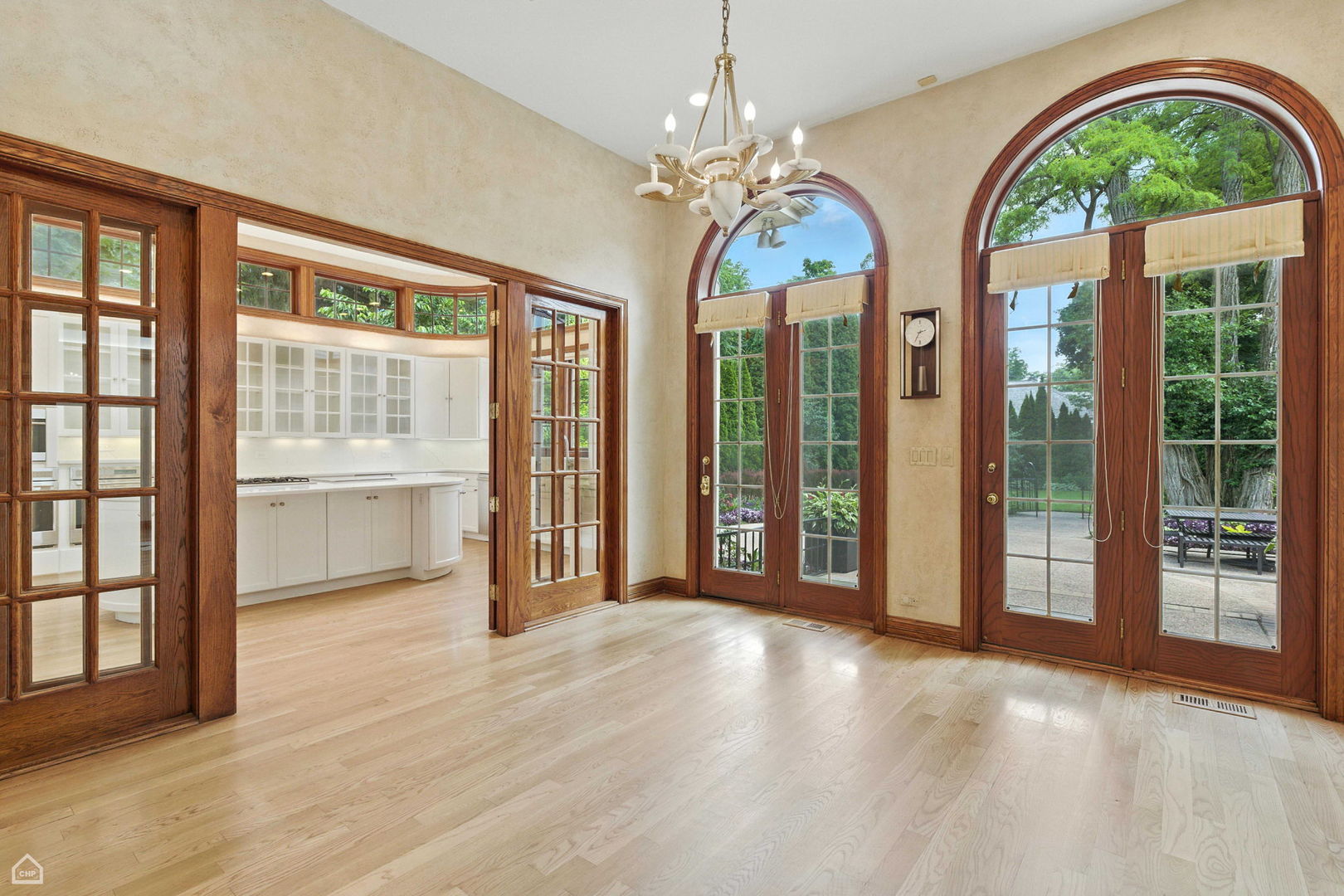 260 Beech St Highland Park, IL 60035