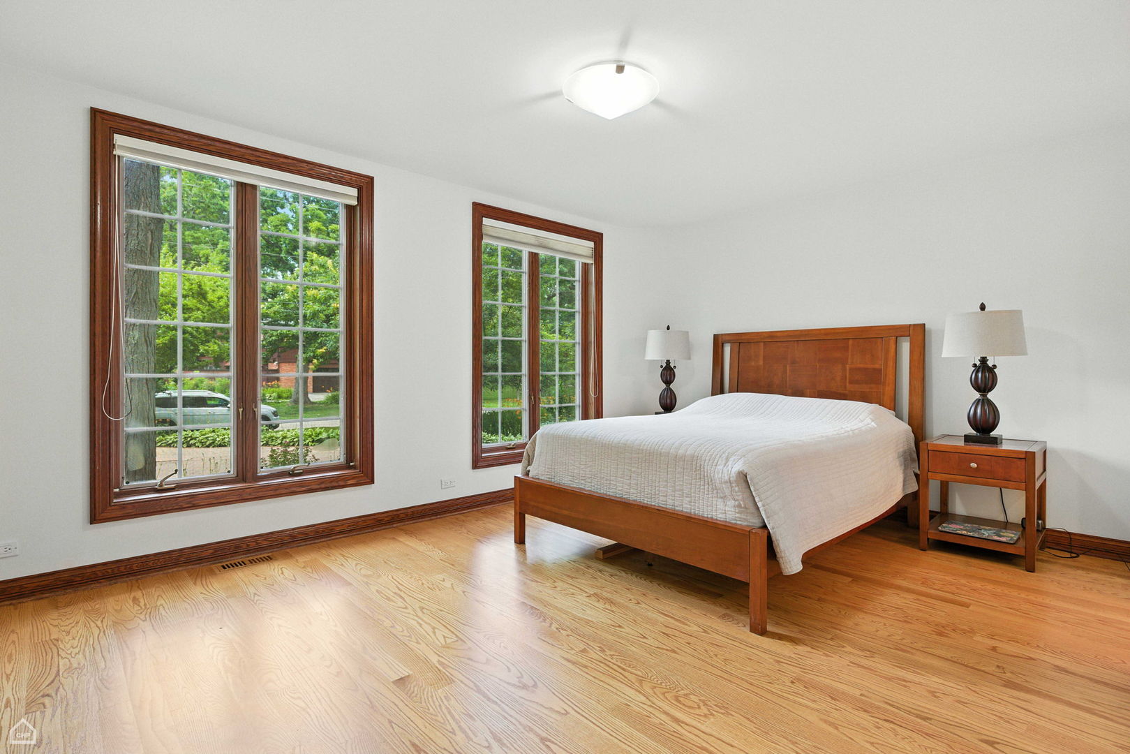 260 Beech St Highland Park, IL 60035