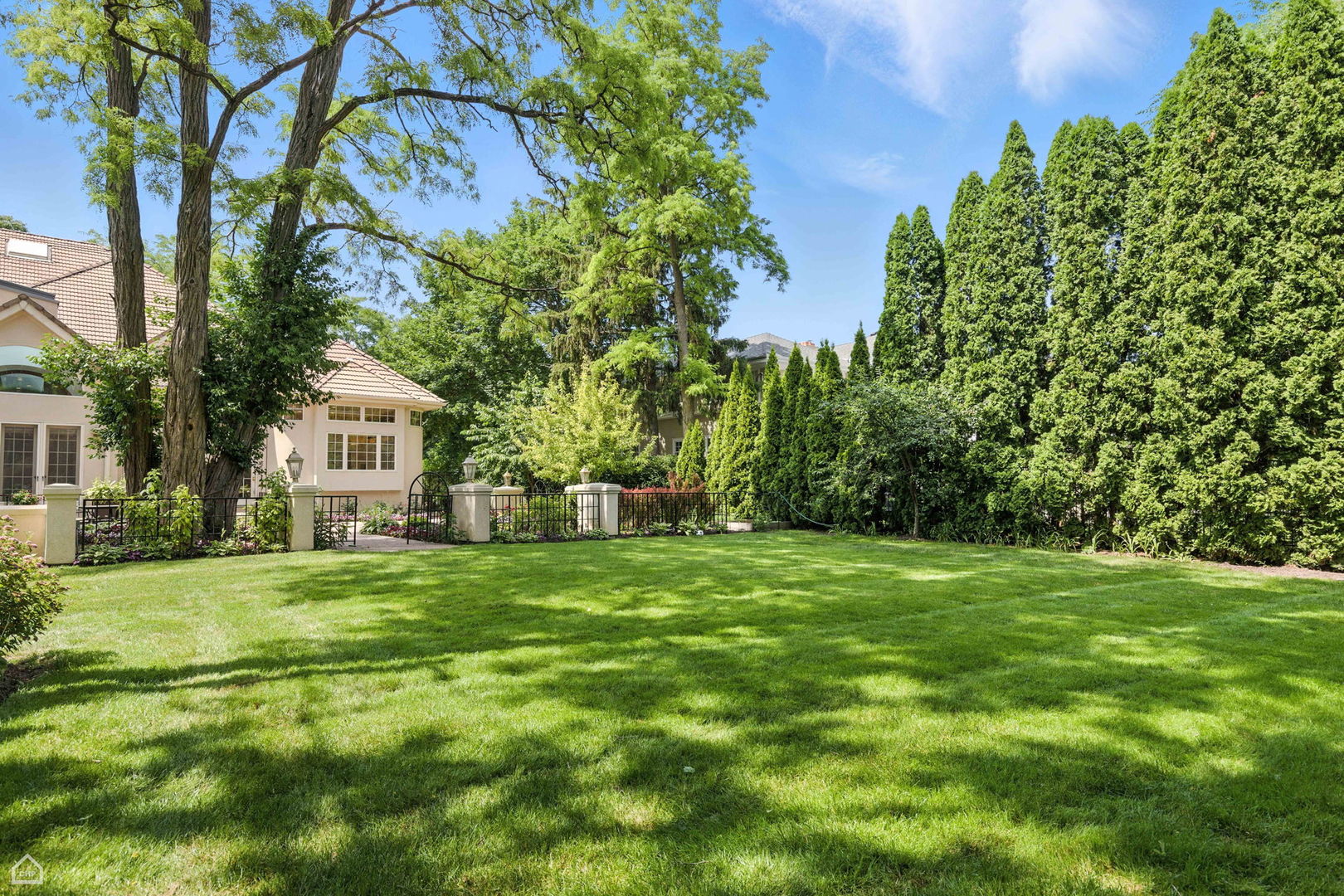 260 Beech St Highland Park, IL 60035