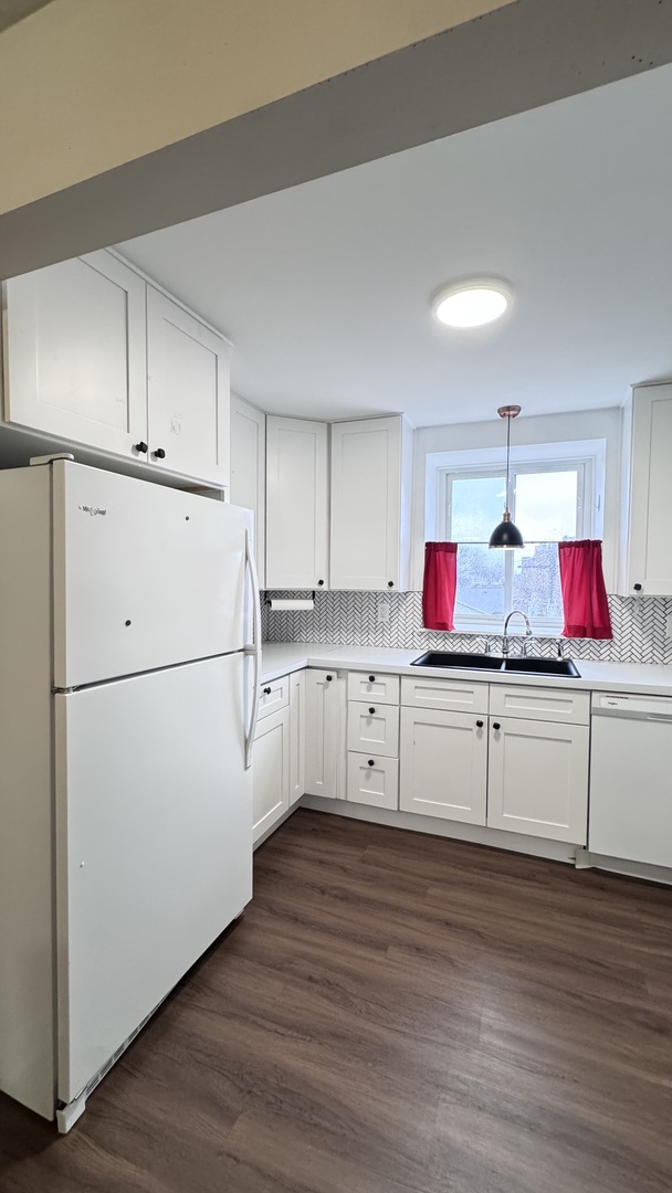 415 Wesley Ave #48 Oak Park, IL 60302