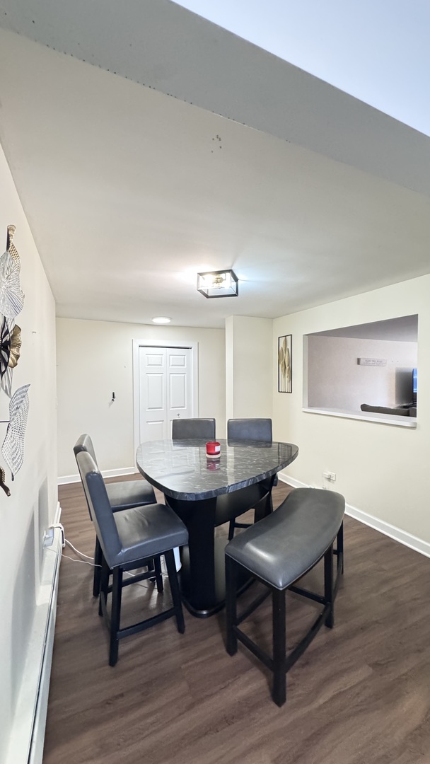 415 Wesley Ave #48 Oak Park, IL 60302