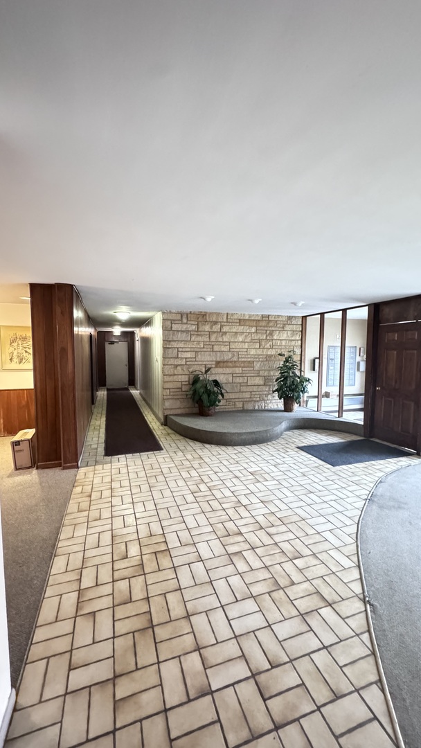 415 Wesley Ave #48 Oak Park, IL 60302