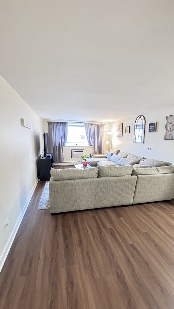 415 Wesley Ave #48 Oak Park, IL 60302