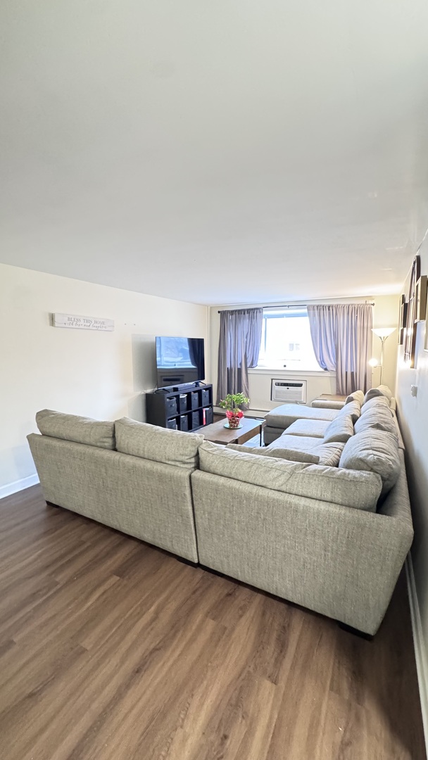 415 Wesley Ave #48 Oak Park, IL 60302