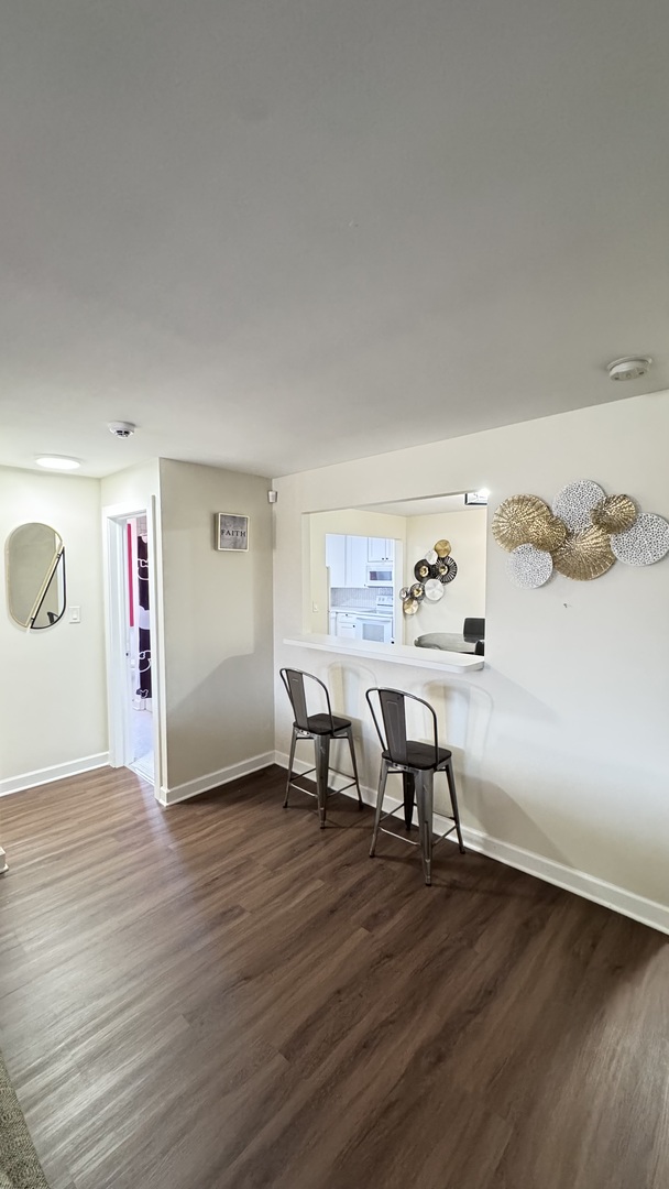 415 Wesley Ave #48 Oak Park, IL 60302