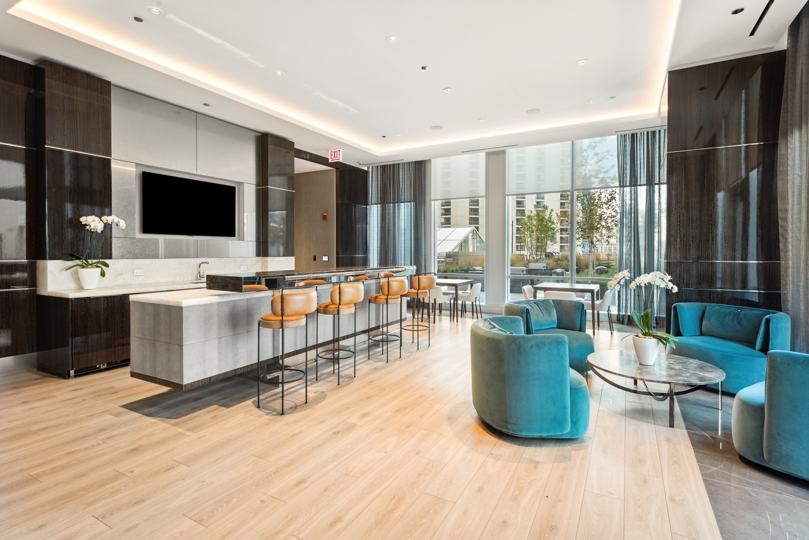 14 W Superior St #6900 Chicago, IL 60654