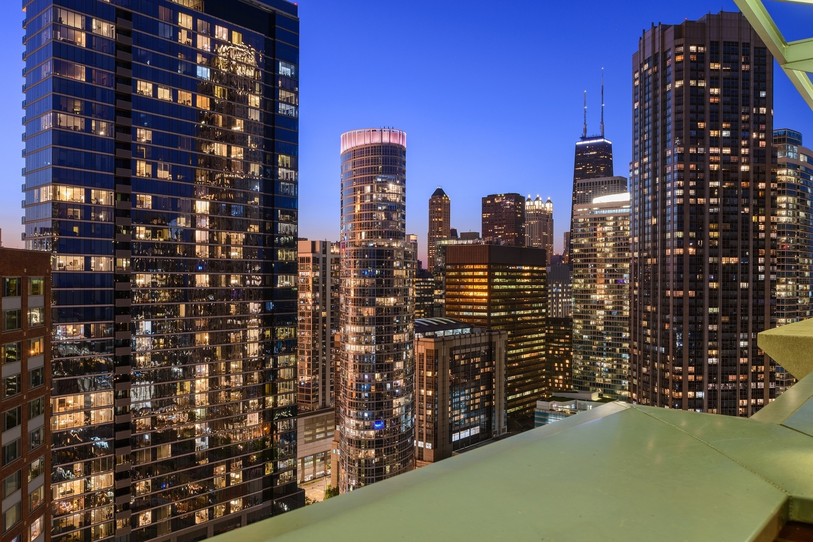 415 E North Water St #3205 Chicago, IL 60611