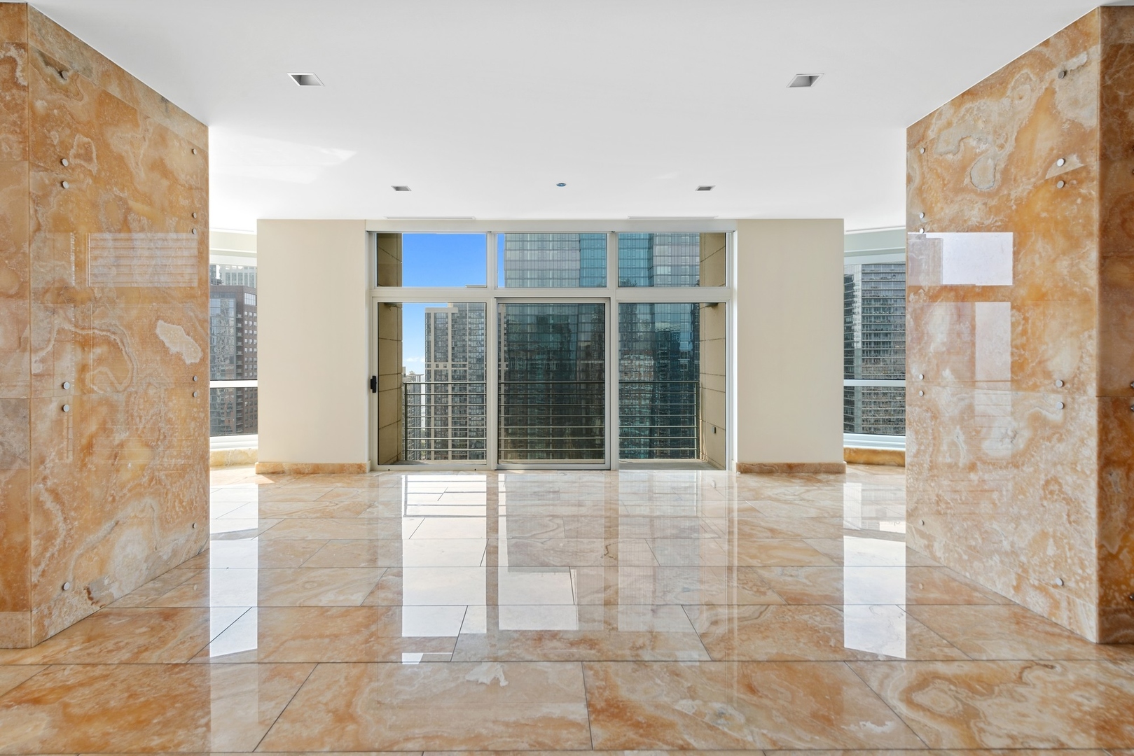 415 E North Water St #3205 Chicago, IL 60611