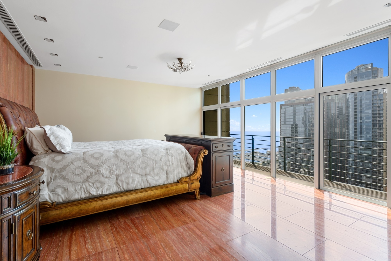 415 E North Water St #3205 Chicago, IL 60611