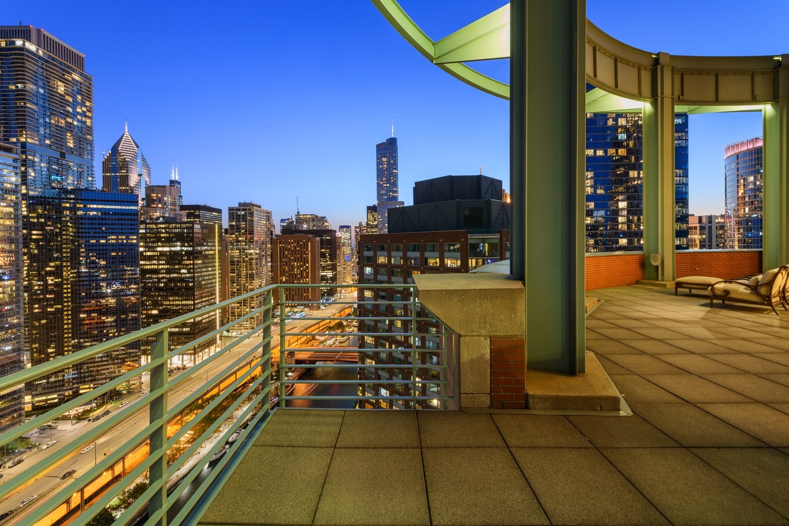 415 E North Water St #3205 Chicago, IL 60611