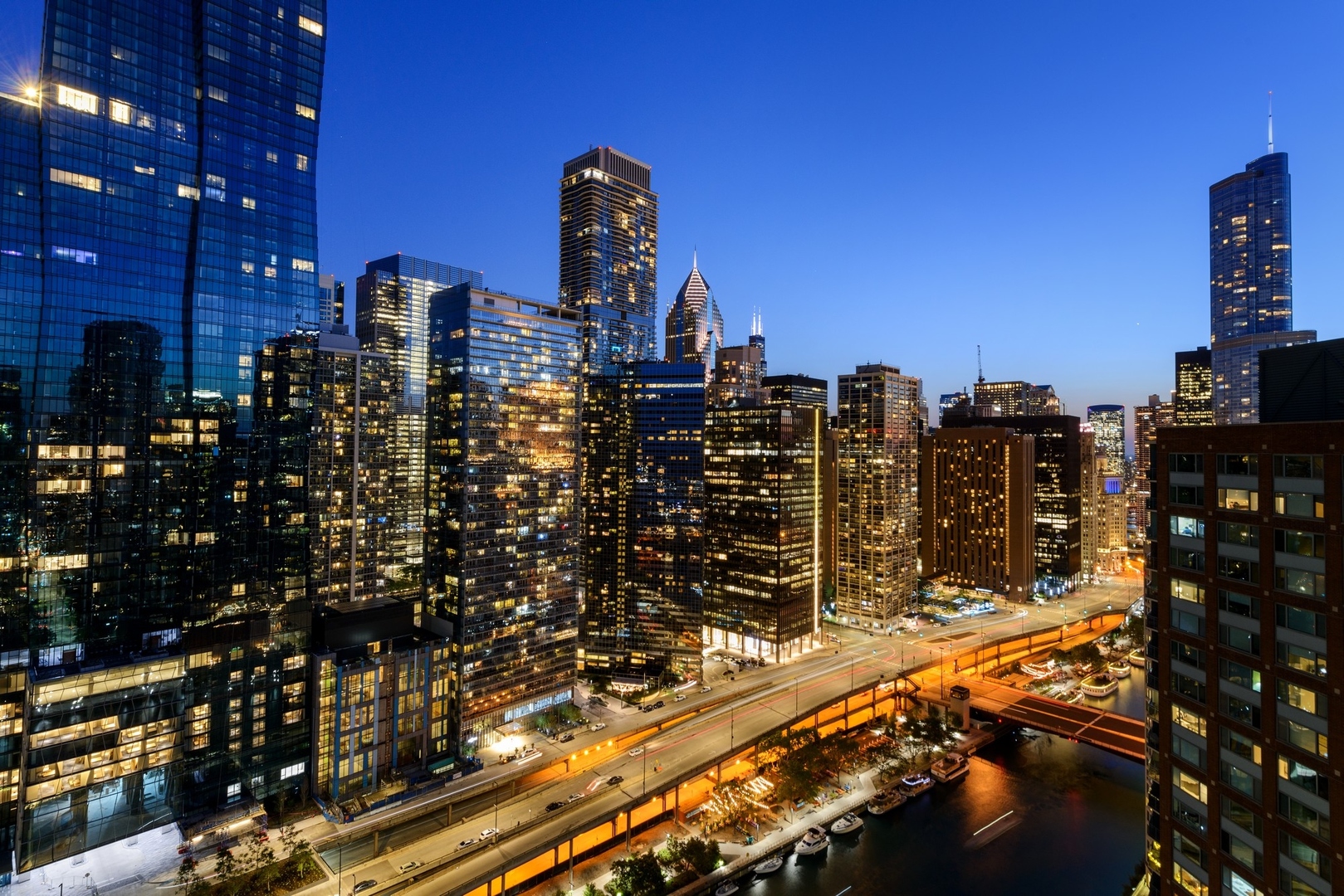 415 E North Water St #3205 Chicago, IL 60611