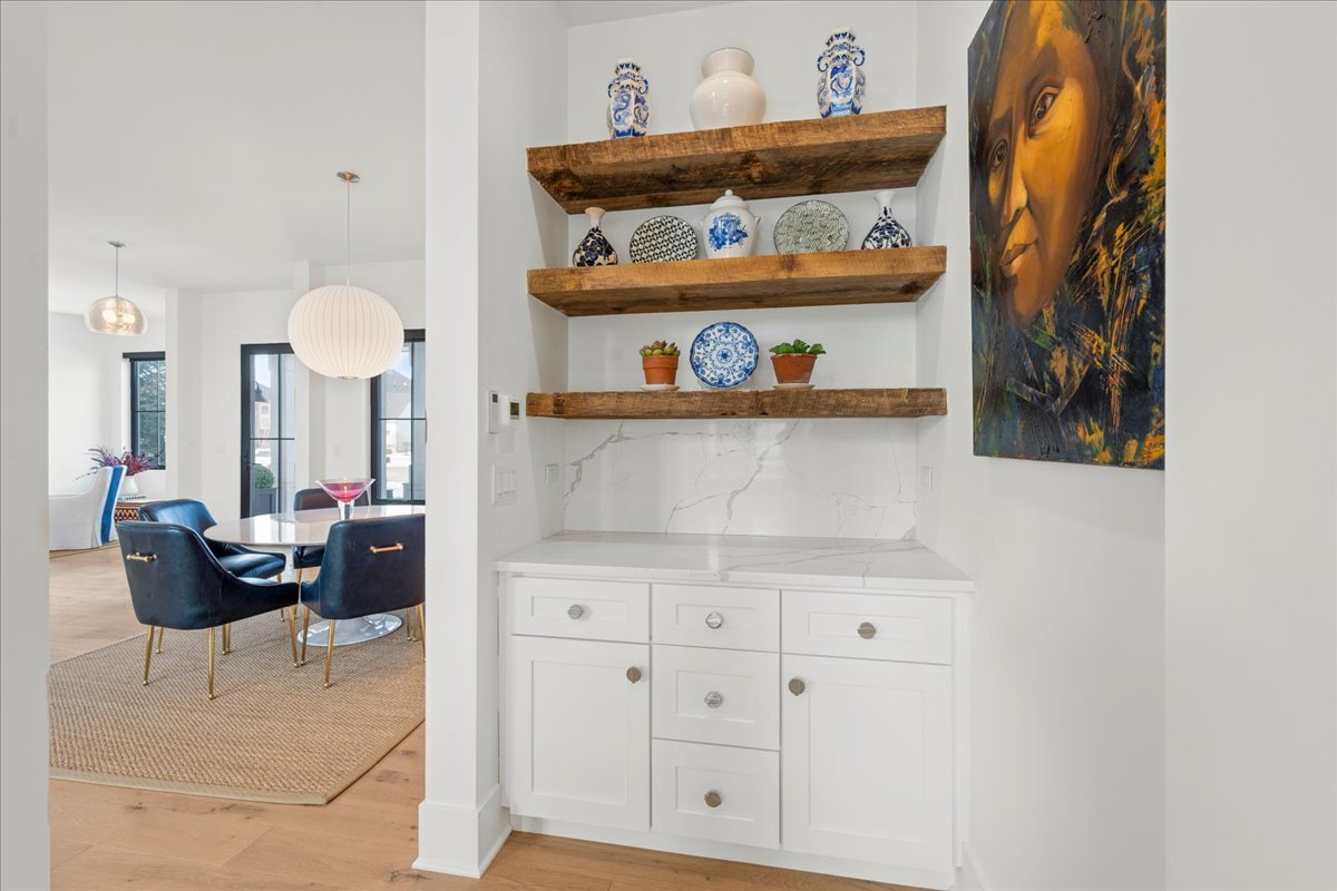 1555 Samanthas Way Deerfield, IL 60015