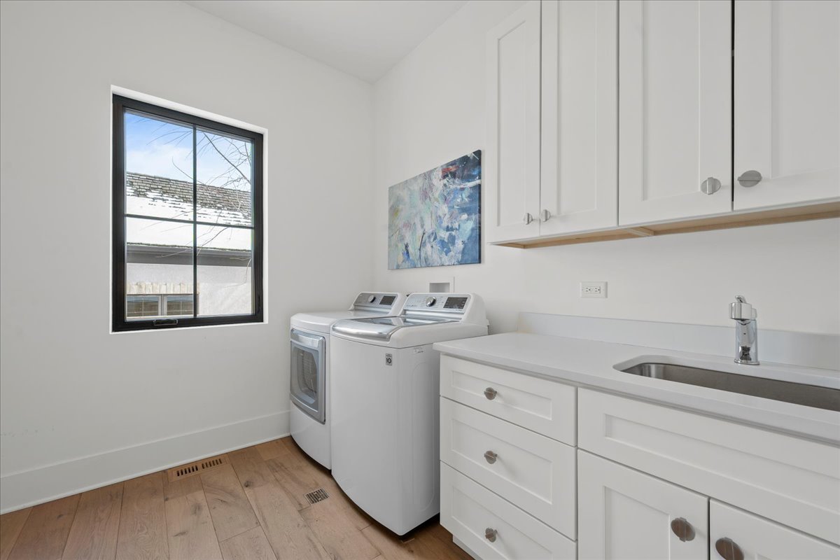 1555 Samanthas Way Deerfield, IL 60015