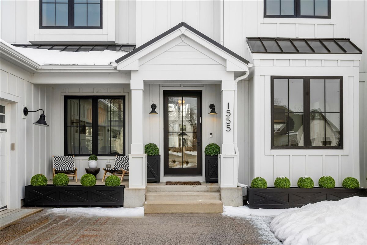 1555 Samanthas Way Deerfield, IL 60015