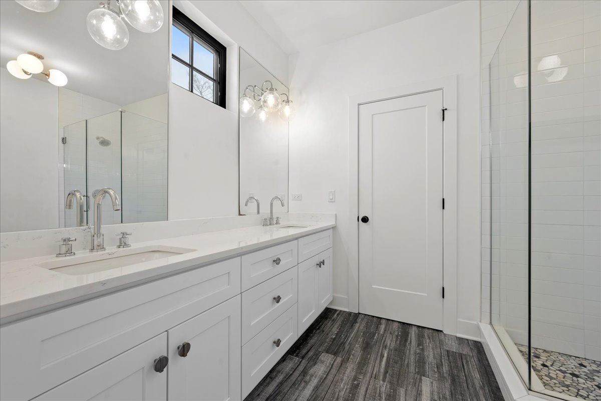 1555 Samanthas Way Deerfield, IL 60015