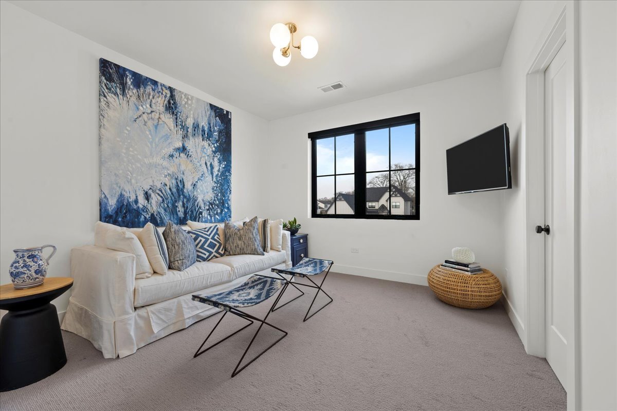 1555 Samanthas Way Deerfield, IL 60015