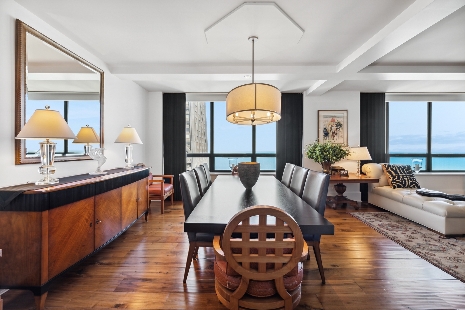 180 E PEARSON St #5902 Chicago, IL 60611