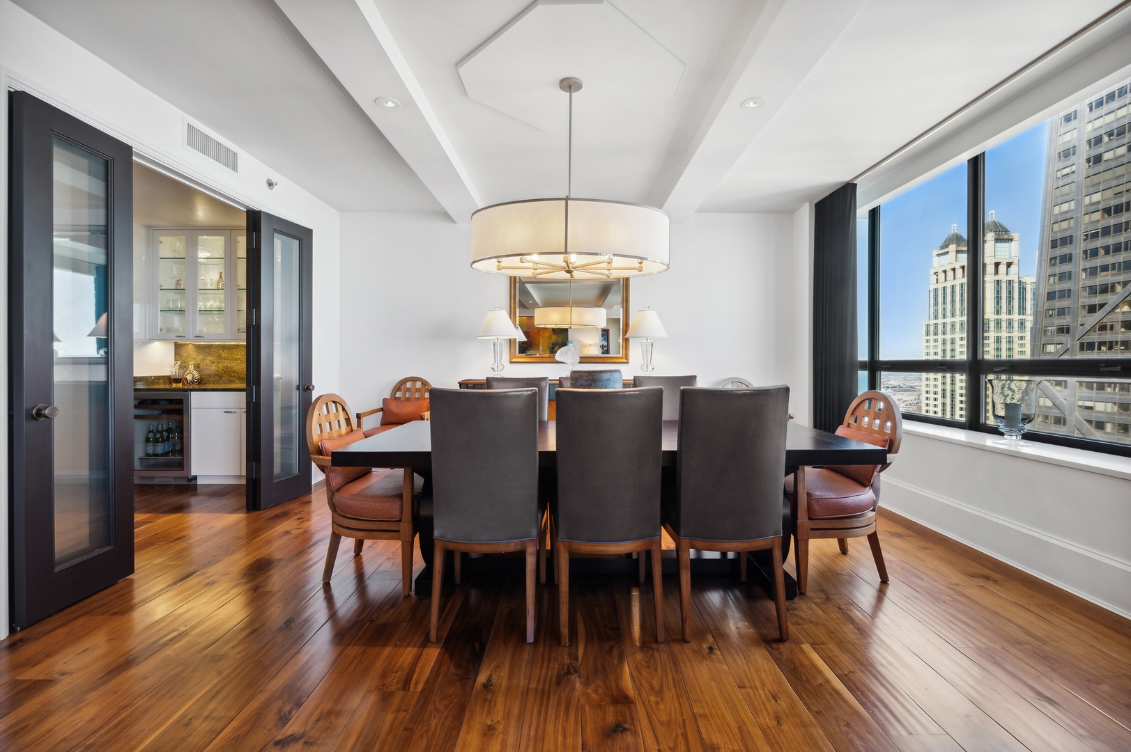 180 E PEARSON St #5902 Chicago, IL 60611