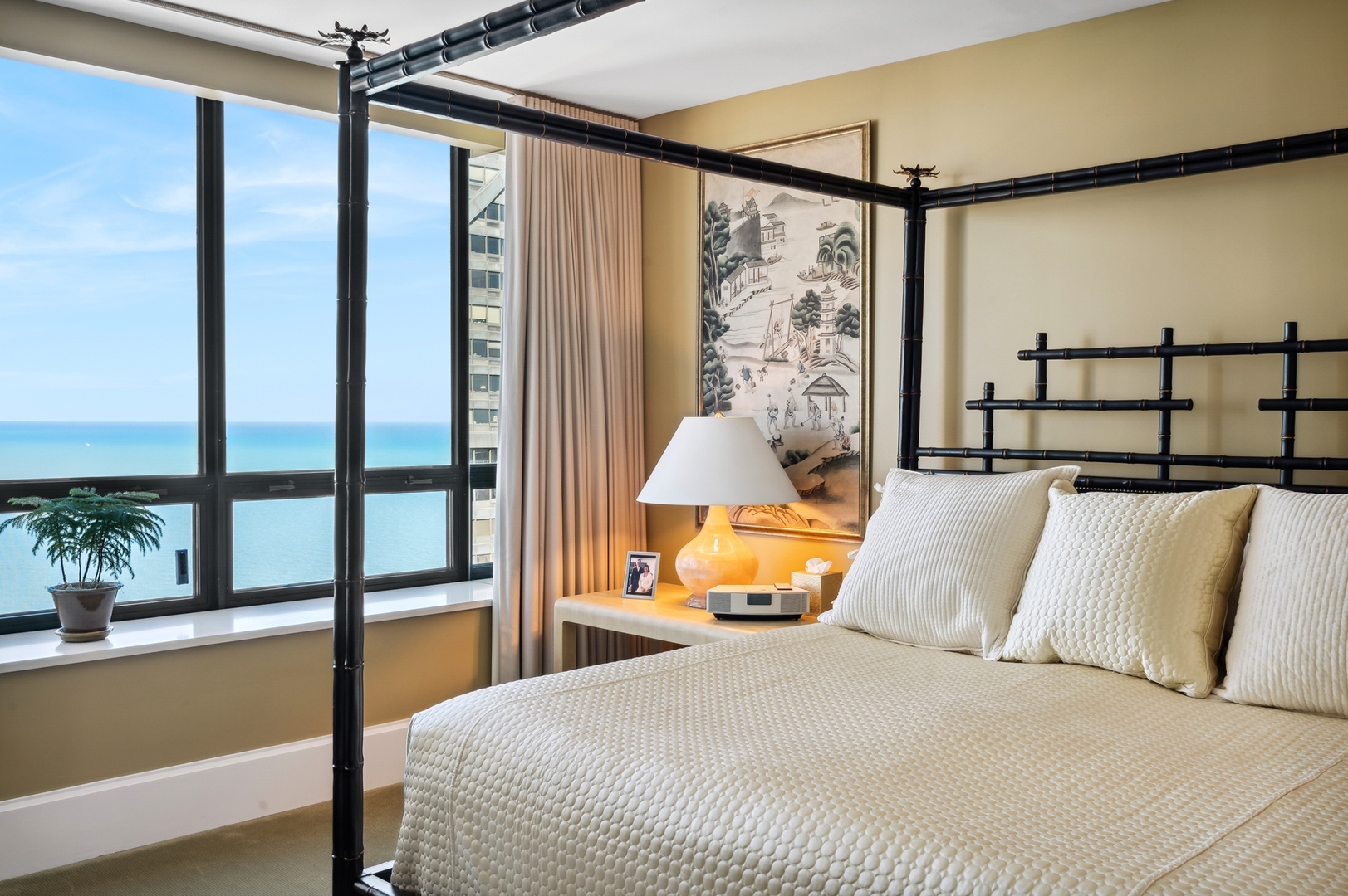 180 E PEARSON St #5902 Chicago, IL 60611