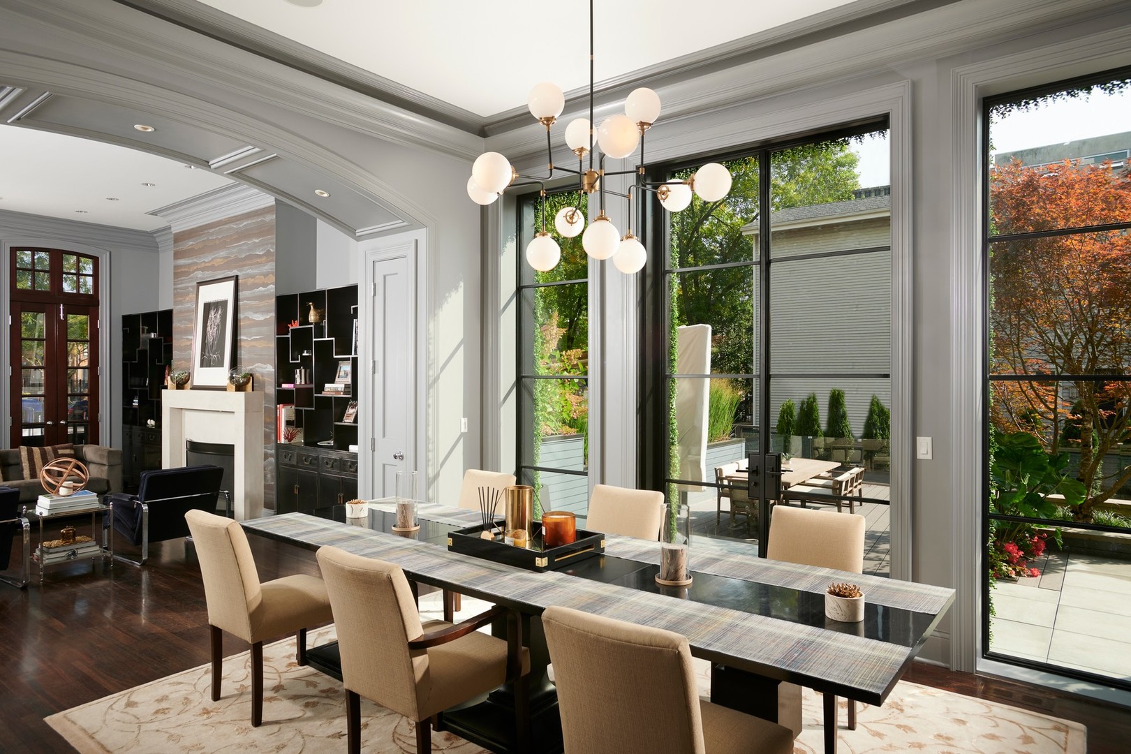 1838 N BURLING St Chicago, IL 60614