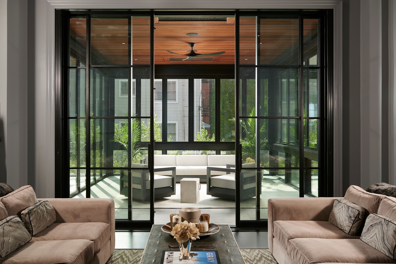 1838 N BURLING St Chicago, IL 60614