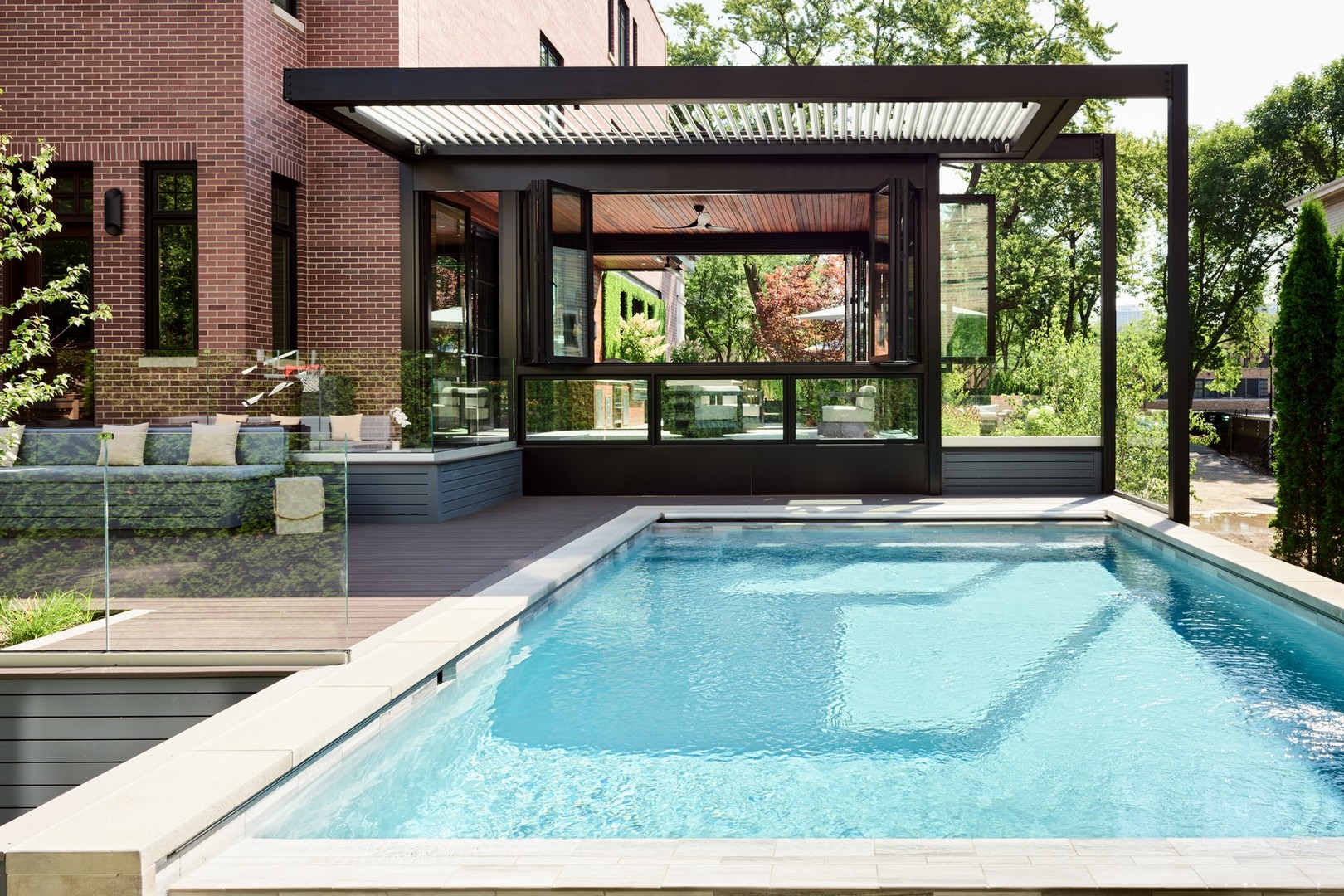 1838 N BURLING St Chicago, IL 60614