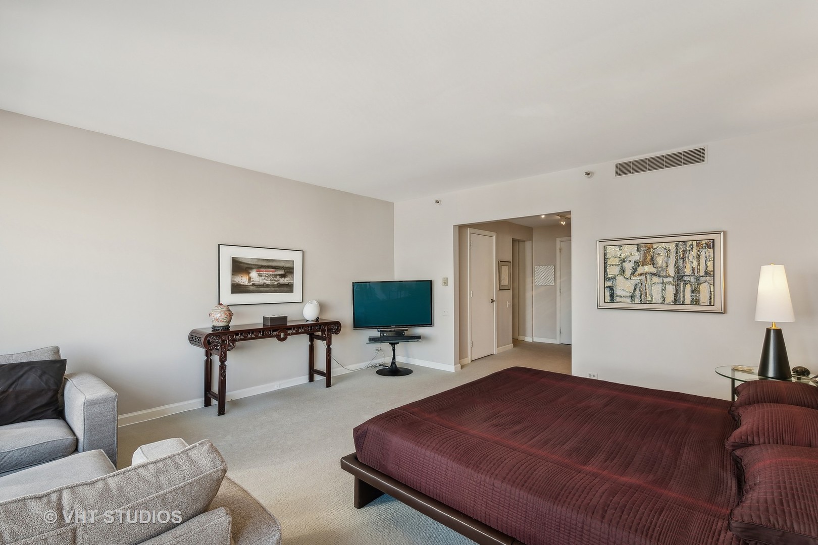 161 E Chicago Ave #26H