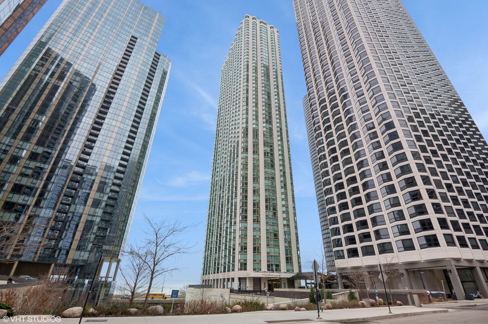 195 N Hbr Dr #1008